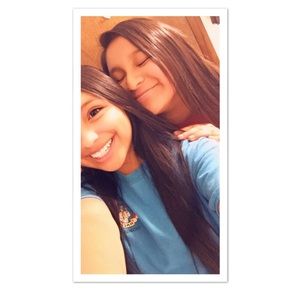 Meet your Posher, Hallie